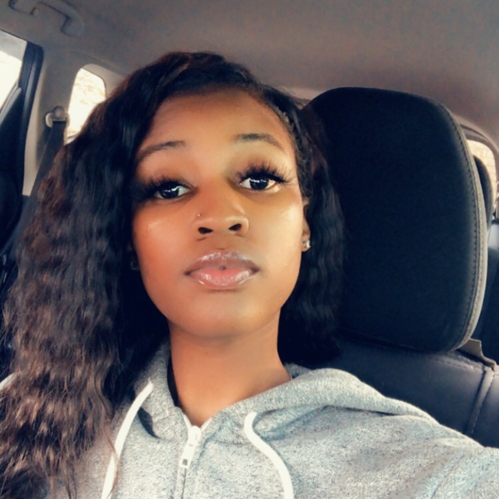 Meet your Posher, Jalynn